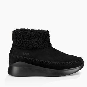 UGG Black Montrose Women's Sneakers